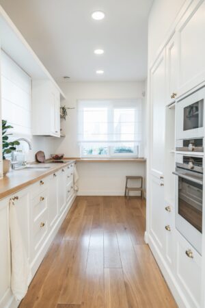 Bright,Spacious,White,Kitchen,Made,In,Classic,Style